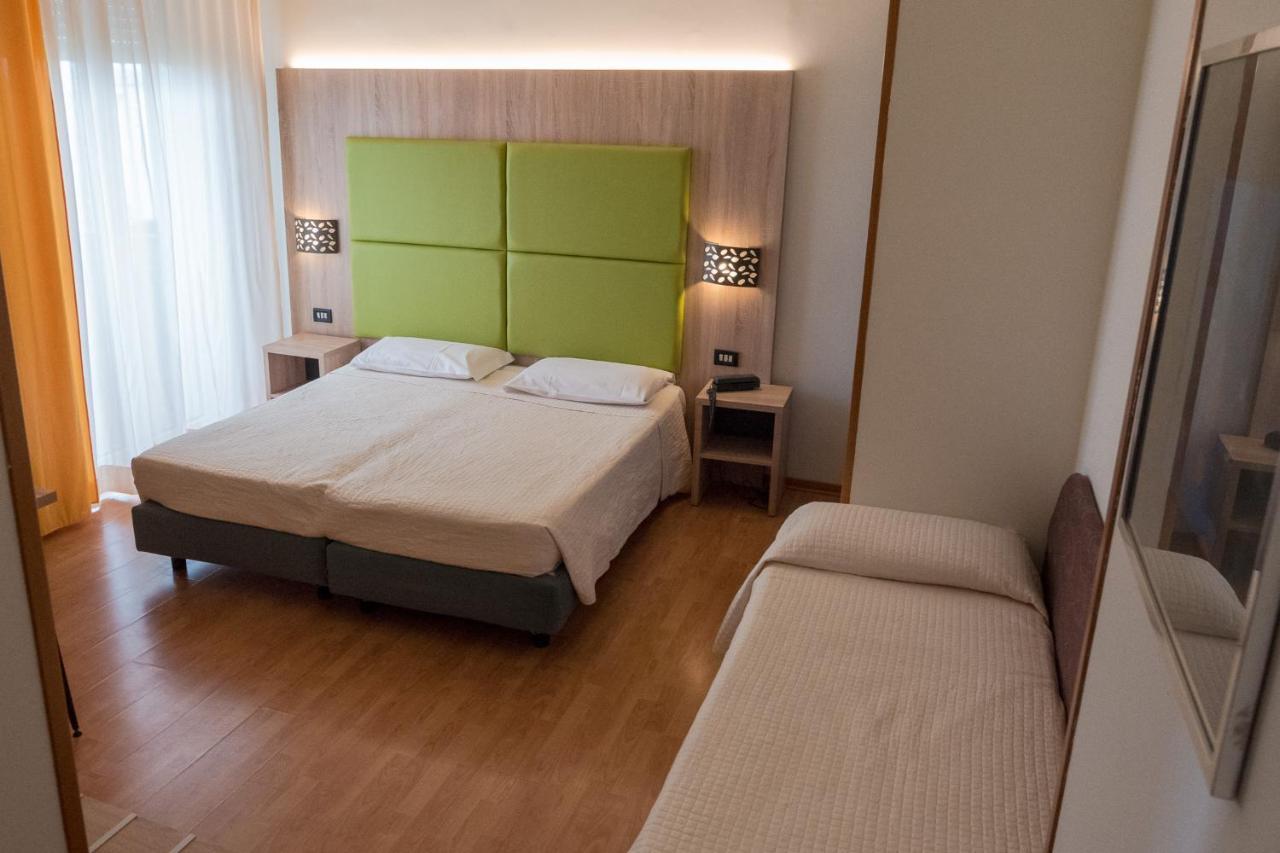 Hotel St Gregory Park ريميني المظهر الخارجي الصورة