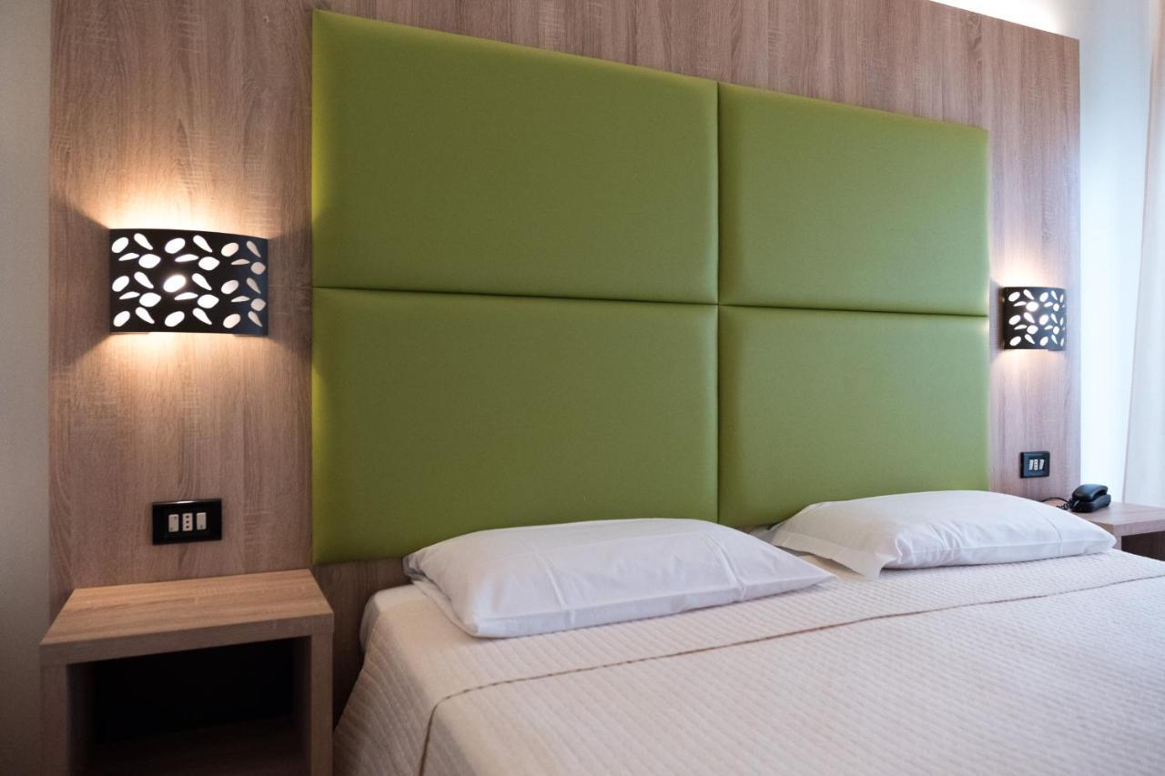 Hotel St Gregory Park ريميني المظهر الخارجي الصورة
