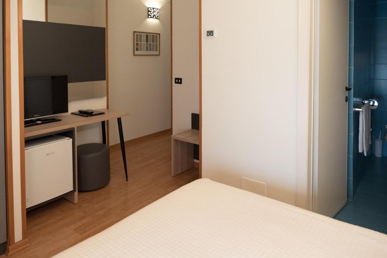 Hotel St Gregory Park ريميني المظهر الخارجي الصورة