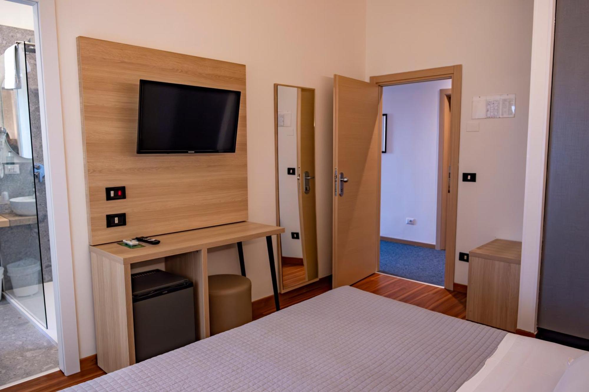 Hotel St Gregory Park ريميني المظهر الخارجي الصورة