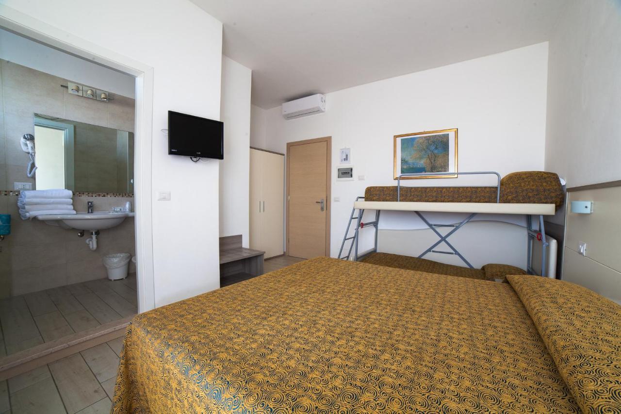 Hotel St Gregory Park ريميني المظهر الخارجي الصورة